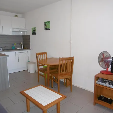 T2 Rez-de-chaussee, D'argos, Piscine, Acces Direct Plage, Parking, 4 Pers, Port - Fr-1-798-30 Leucate