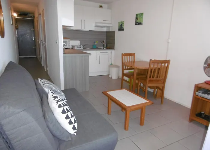 Appartement T2 Rez-de-chaussée, D'argos, Piscine, Accès Direct Plage, Parking, 4 Pers, Port - Fr-1-798-30 Leucate