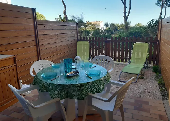 T2 Rez-de-chaussée, D'argos, Piscine, Accès Direct Plage, Parking, 4 Pers, Port - Fr-1-798-30 * Leucate